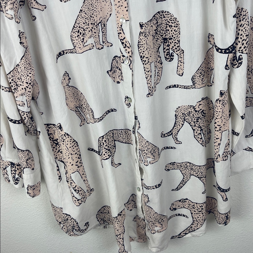 Cupshe Kelsie Leopard print Cover up/ shirt dress L - Picture 4 of 7